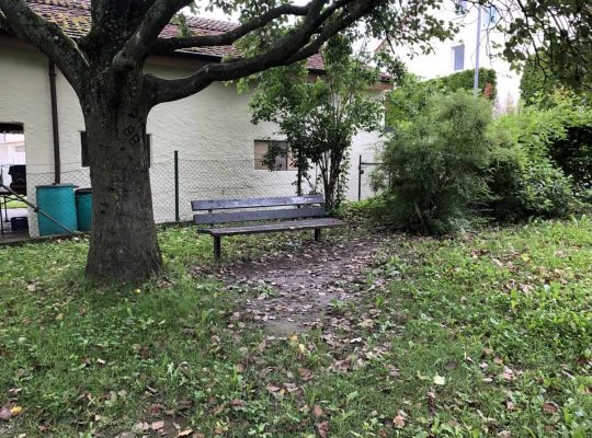 Spielplatz Bachbohlweg - Sitzmöglichkeit