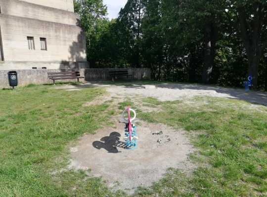 Spielplatz Bismarckturm - Federwippe