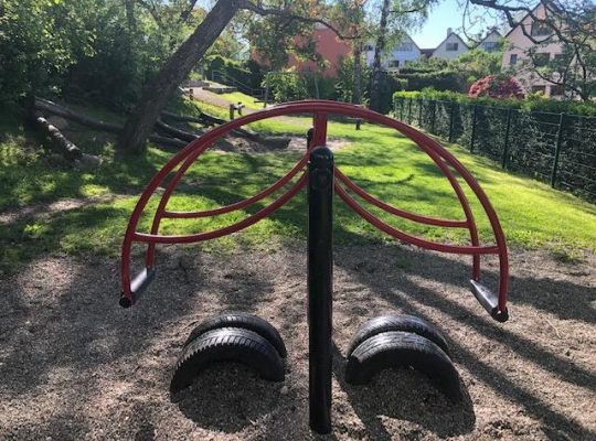 Spielplatz Eichendorffweg Wippe