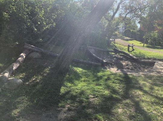 Spielplatz Eichendorffweg balancieren
