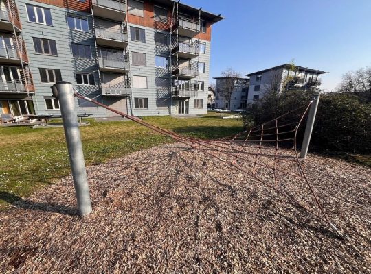 Spielplatz Erich-Bloch-Weg - Klettern
