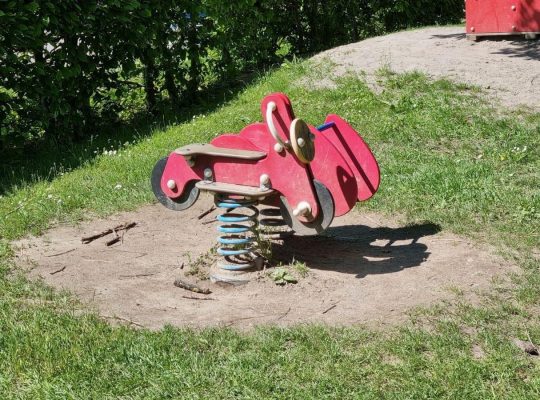 Spielplatz Hockgraben - Federwippe 2
