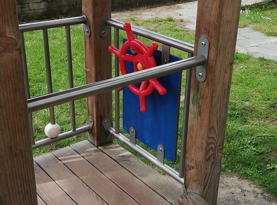 Spielplatz Höhenweg - Kletterturm nahaufnahme