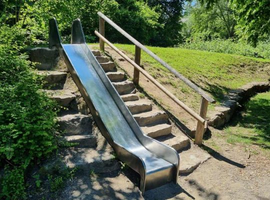 Spielplatz Hörlepark - Rutsche