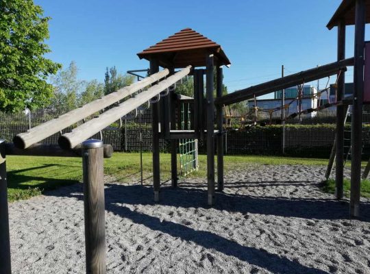 Spielplatz Lindenbühl - klettern 2