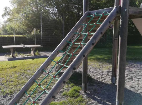 Spielplatz Lindenbühl - klettern