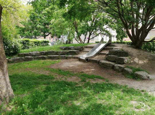 Spielplatz Palmenhauspark - Rutsche