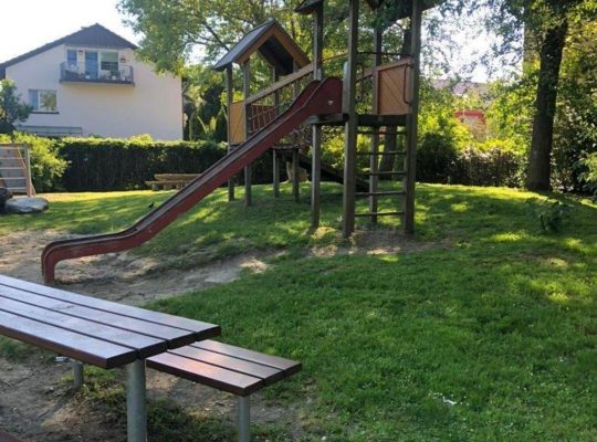 Spielplatz Pappelweg - Rutsche