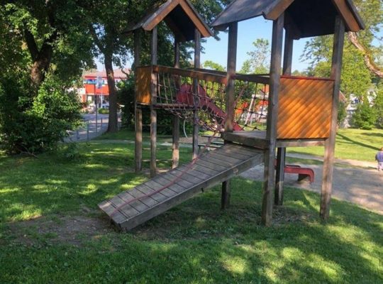 Spielplatz Pappelweg - Spielturm