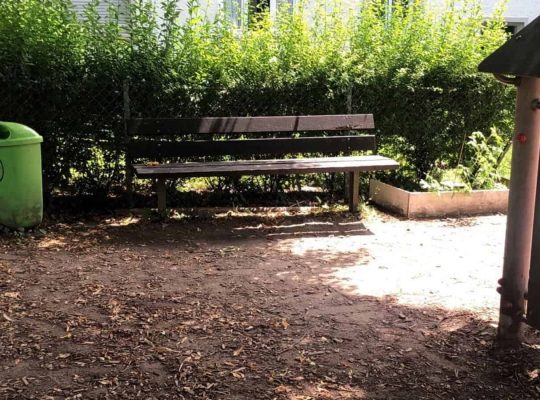 Spielplatz Sankt-Gebhard-Platz - sitzplatz