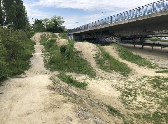 Spielplatz Schänzle - BMX Bahn