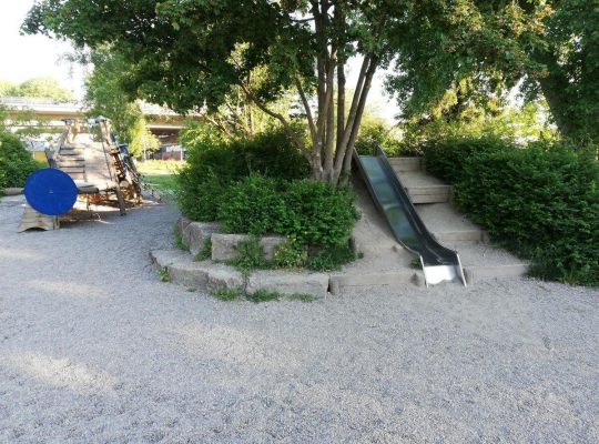 Spielplatz Schänzle - Rutsche