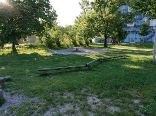 Spielplatz Schänzle - holzbalken