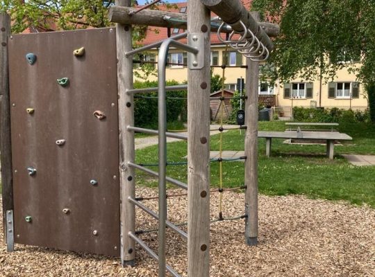 Spielplatz Sierenmoos - klettern