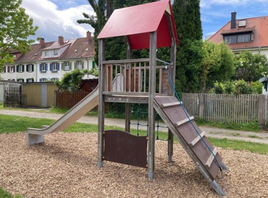 Spielplatz Sierenmoos - spielturm
