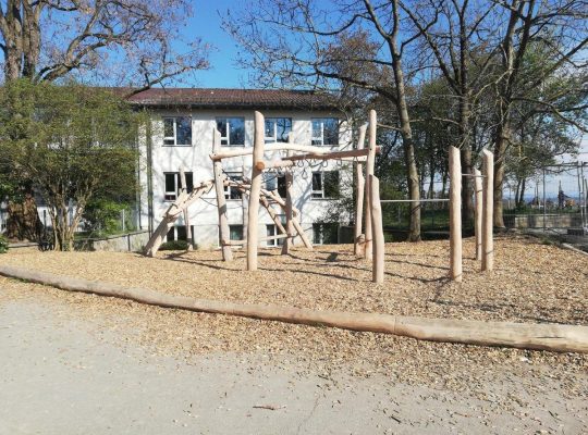 Spielplatz Sonnenhalde - weitere Klettermöglichkeiten