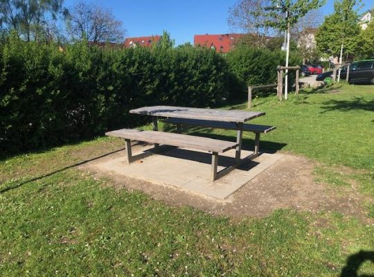Spielplatz Urisberg Tisch